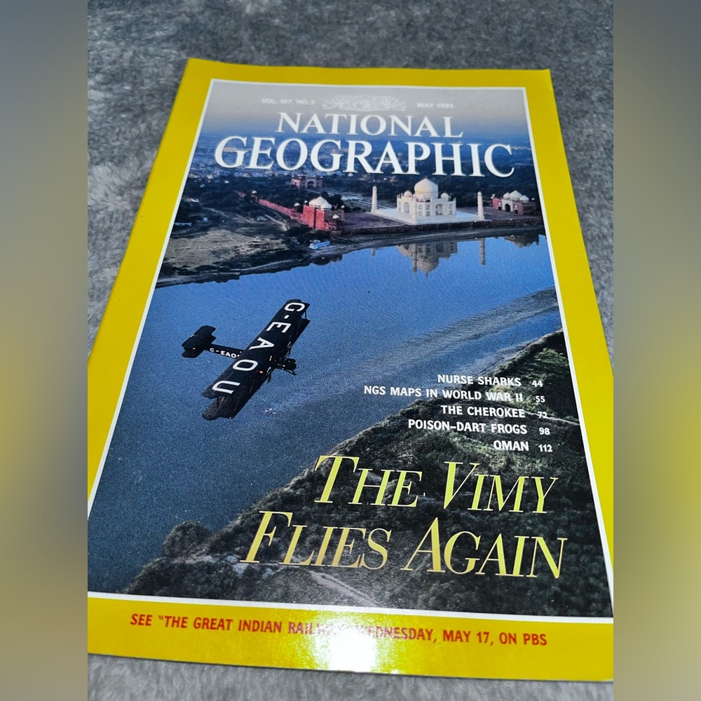 National Geographic May 1995 Vimy Flies Again, Cherokee, Oman, Sharks, Frogs